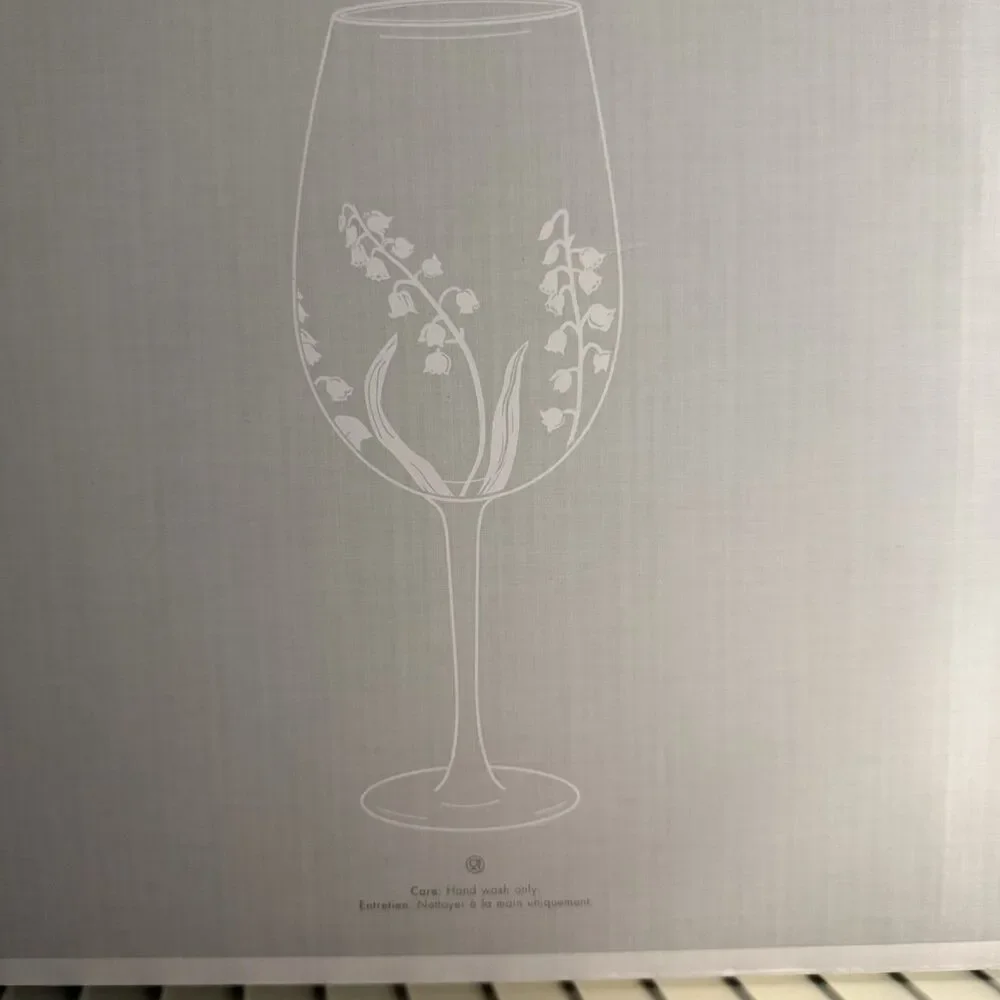 Monique Lhuillier & Pottery Barn Wine Glass Glasses Clear Set of 4 NEW NIB